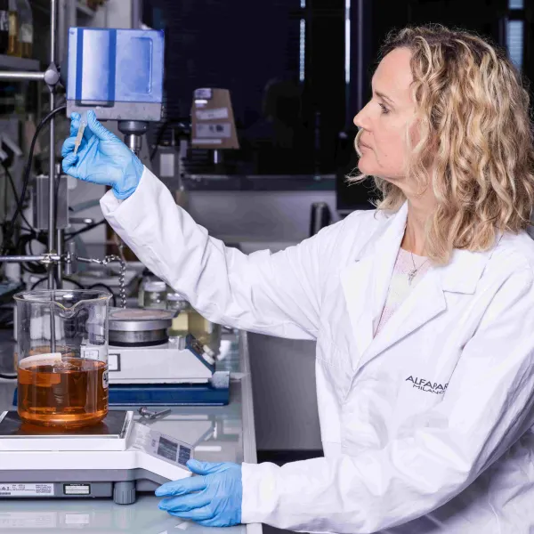Alfaparf Chemist at Work