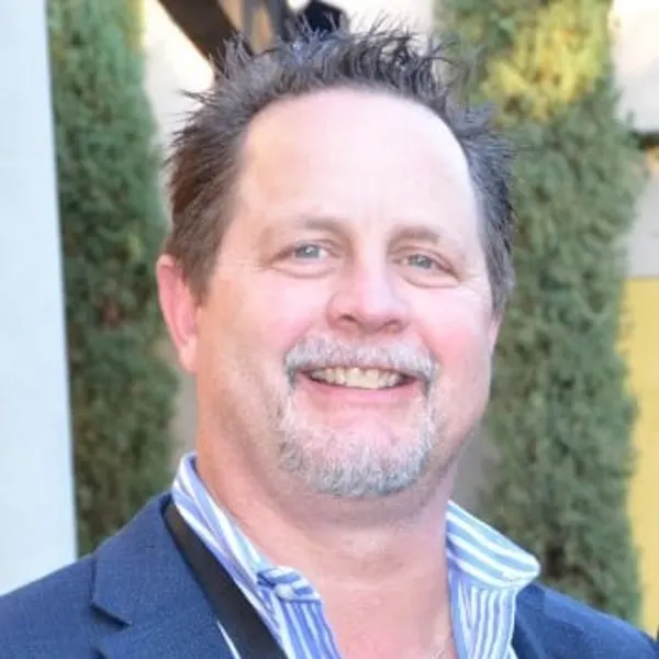 Headshot of Kelly Huether