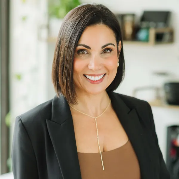 Headhot of Tracy Rado