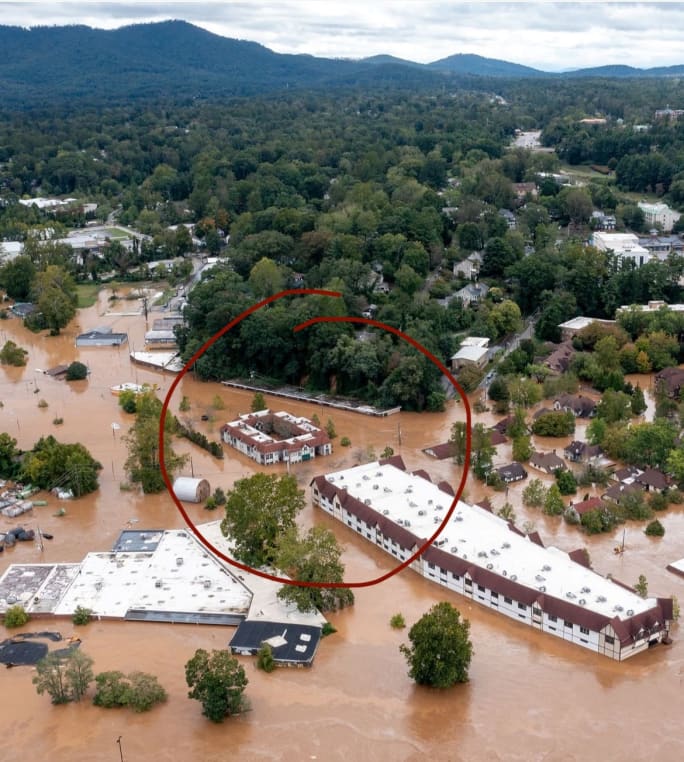 Floodwaters around Wink Salon