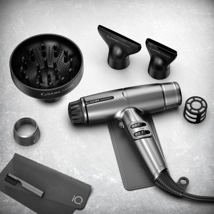 A blowdryer and attachments