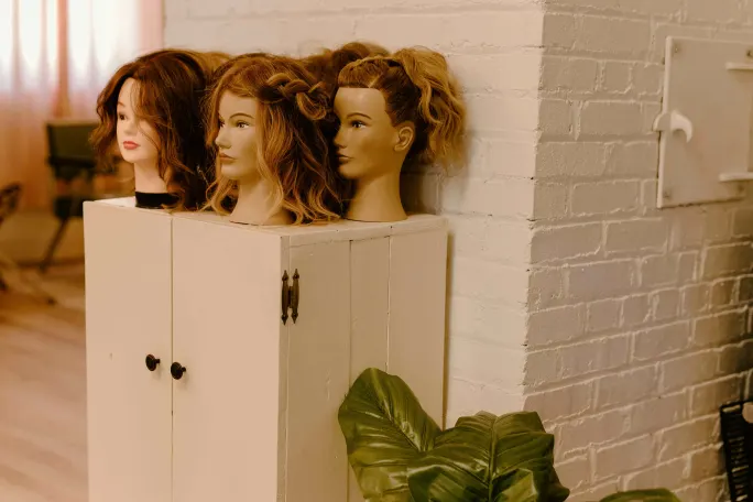 Mannequin heads at the salon