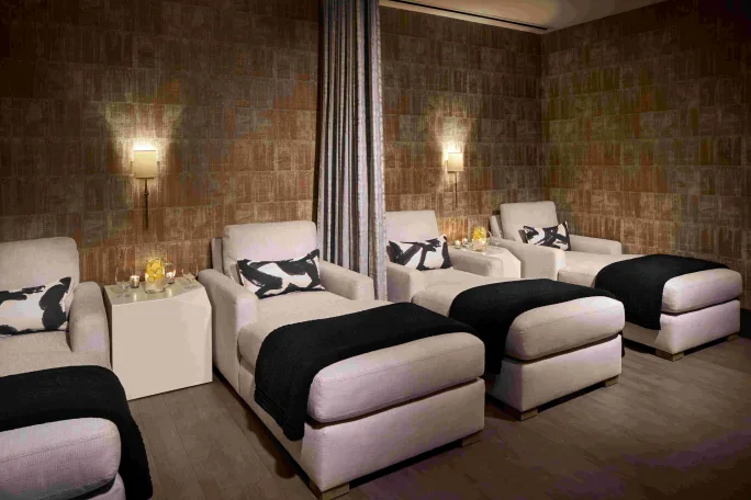 The relaxation lounge at The Ritz Carlton