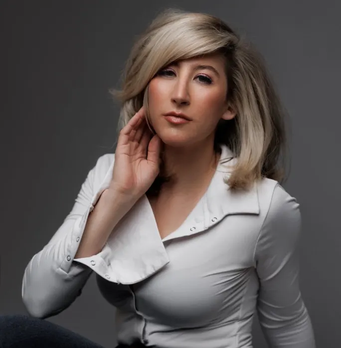 Adrienne Dara