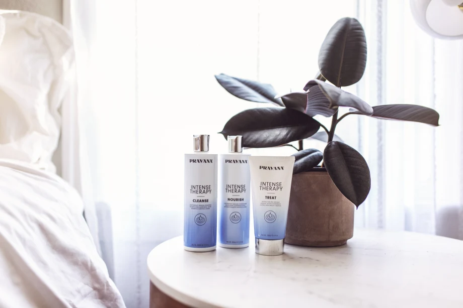 Pravana's Intense Therapy Lightweight Healing Regimen
