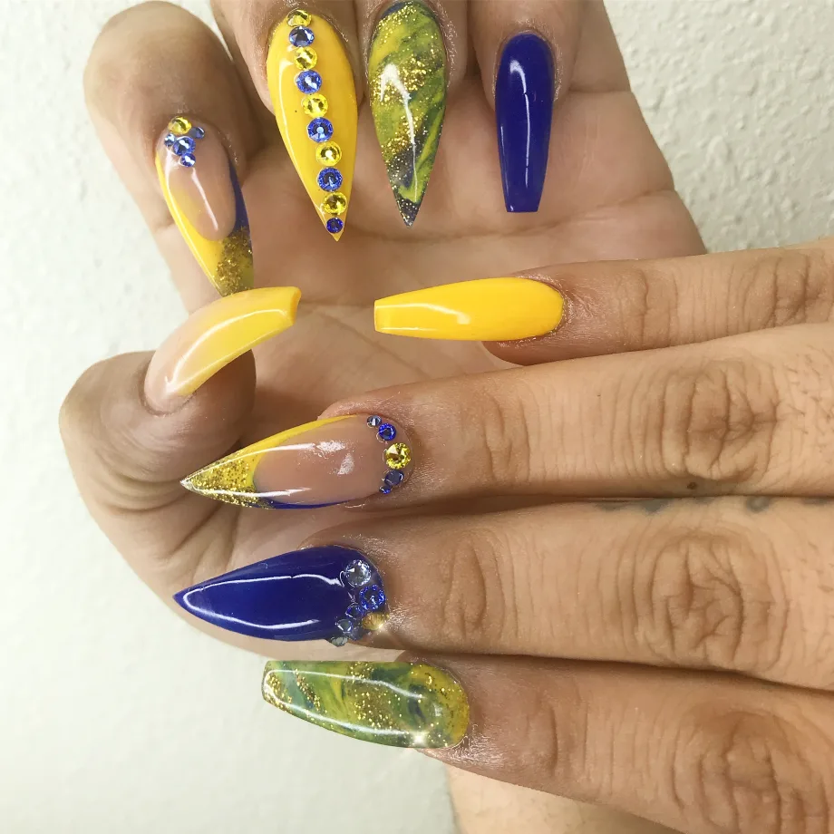 Day 100: Blue and Yellow Nail Art