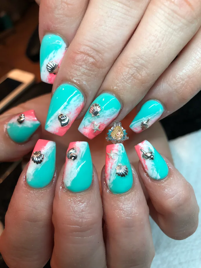 Day 206: Beachy Nail Art