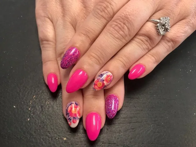 Day 208: Flowers and Accent Nail Art