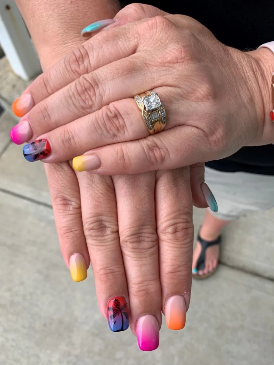 Day 228: Ombre Palm Tree Nail Art