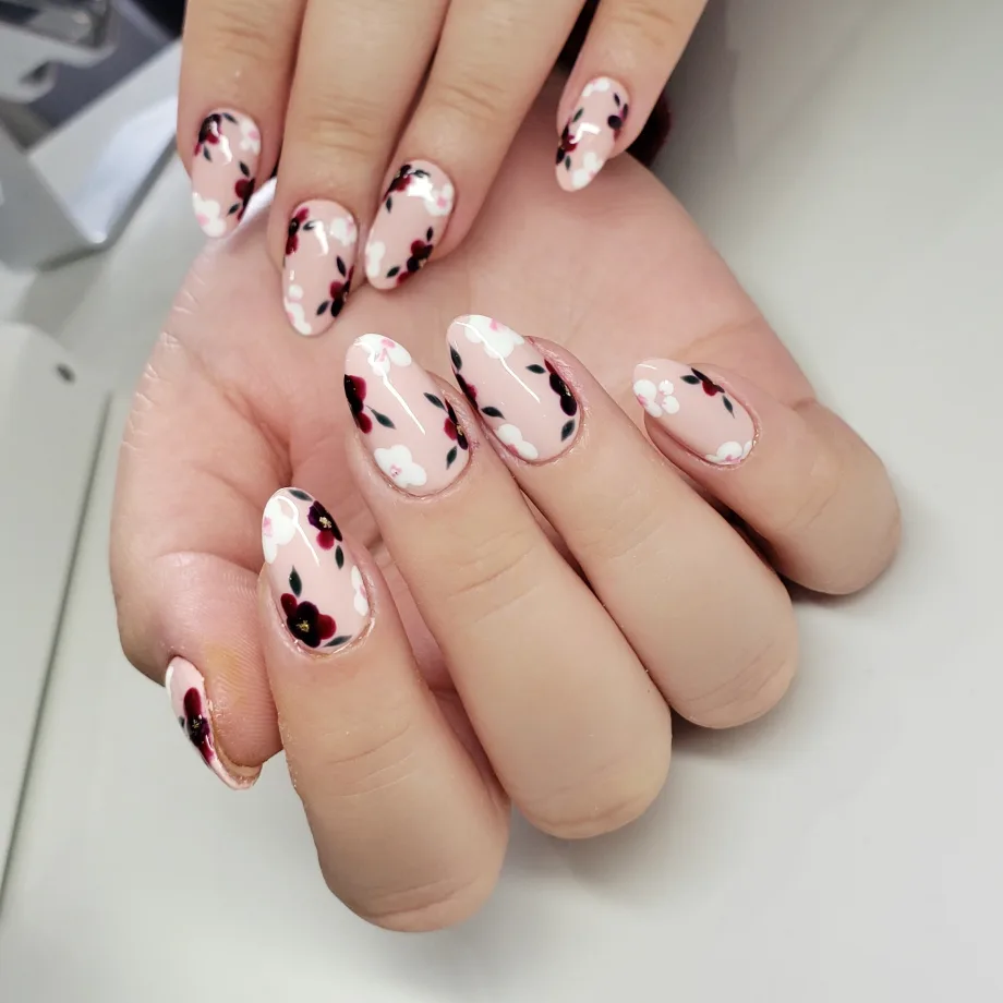 Day 231: Soft Floral Nail Art