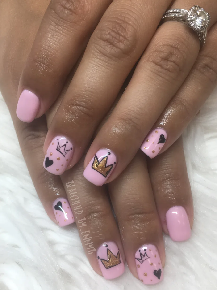 Day 259: Princess Crown Nail Art
