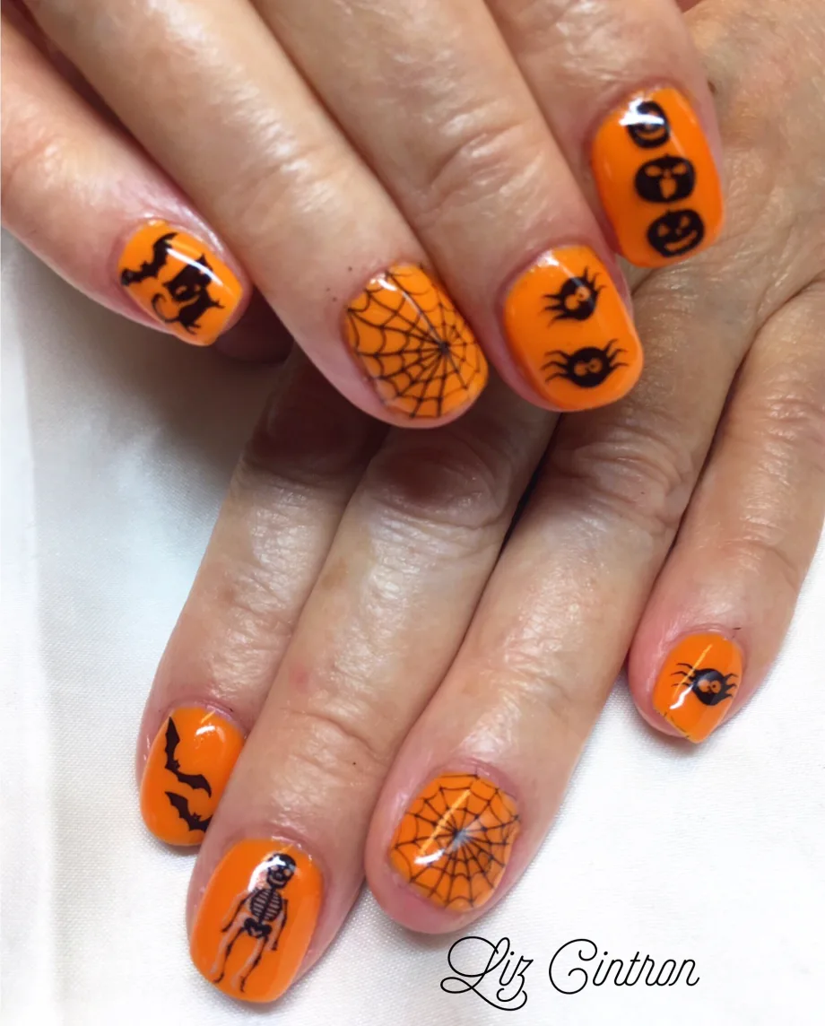Day 280: Spooky Cute Halloween Nail Art