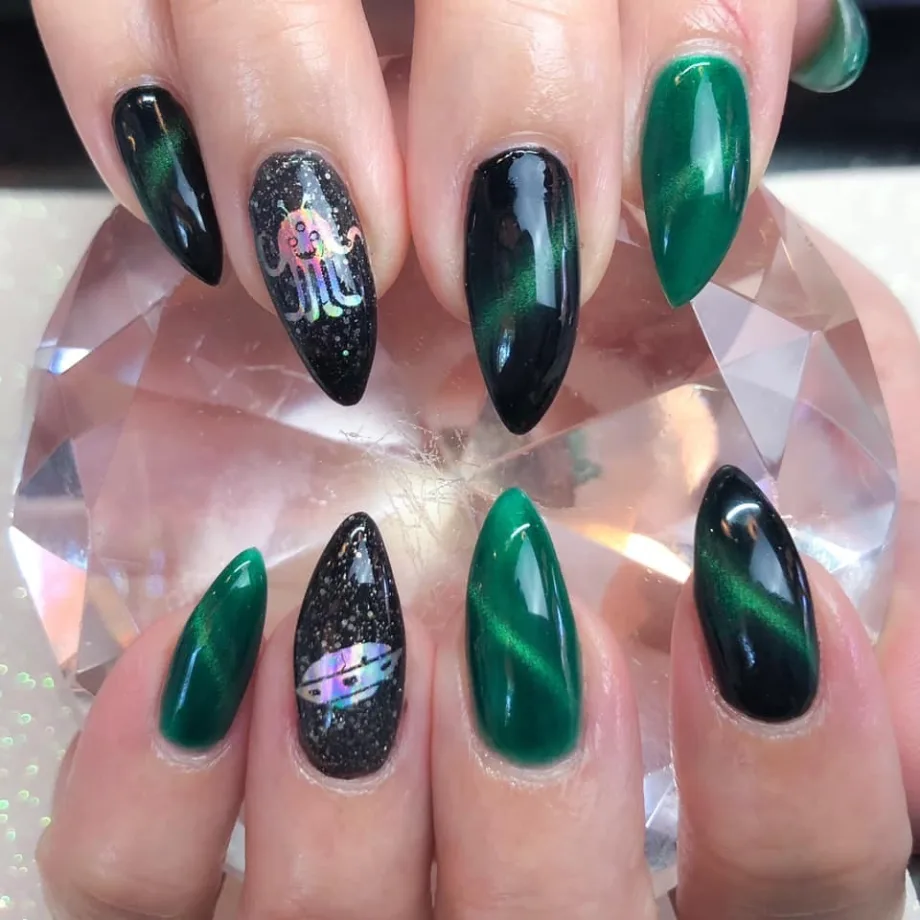 Day 311: Cat Eye, Holo, and Glitter Nail Art