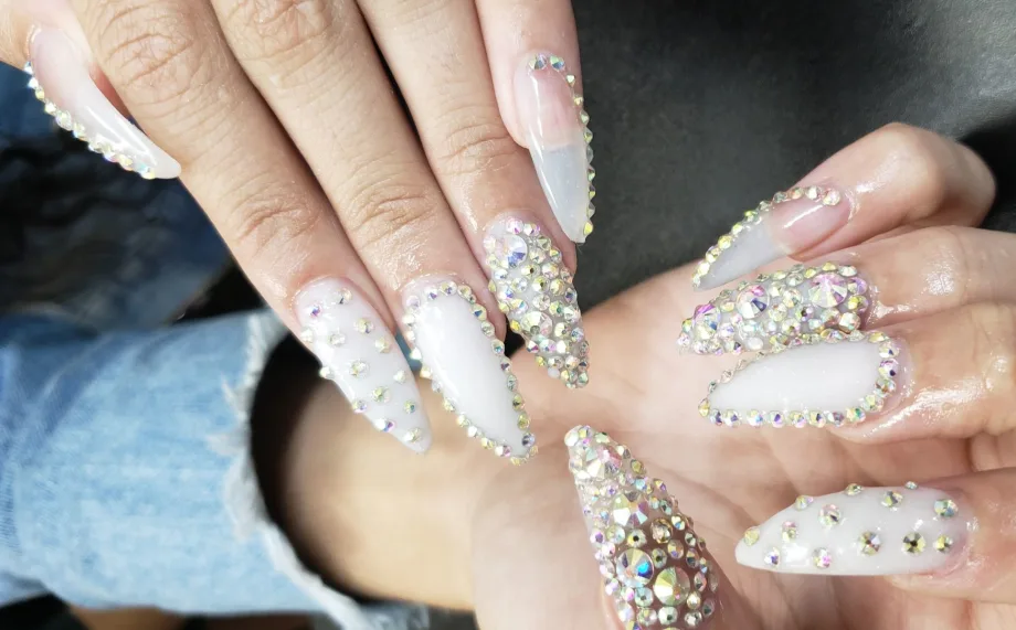 Day 330: White Crystal Nail Art