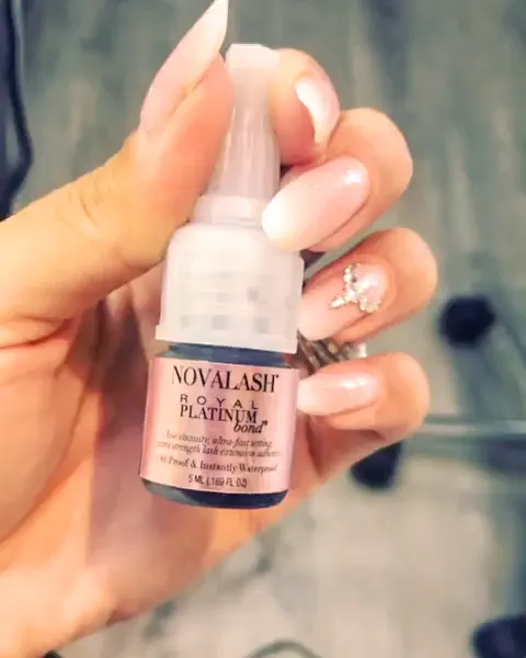Product Spotlight: NovaLash Royal Platinum Bond