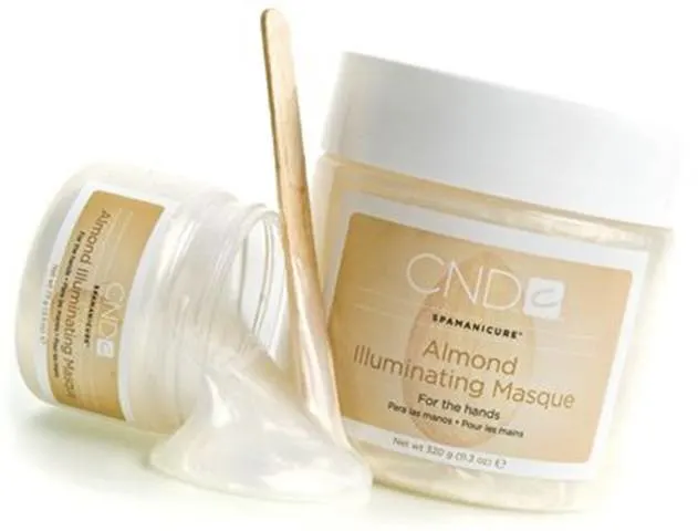 Almond Illuminating Masque