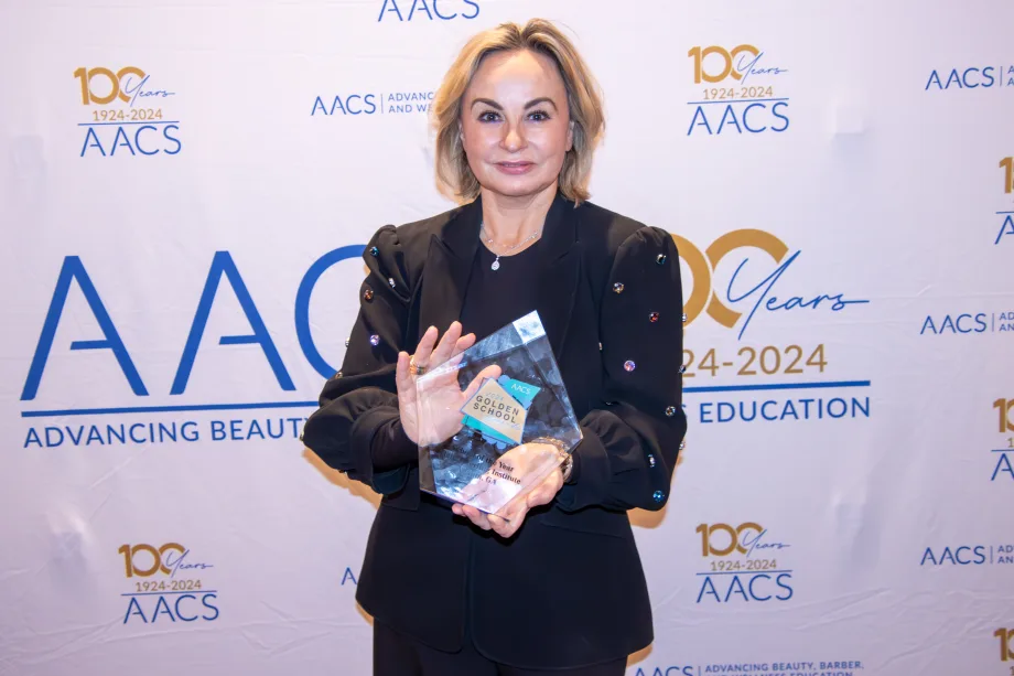 Elaine Sterling Institute Named 2024 School of the Year by AACS Golden School Awards