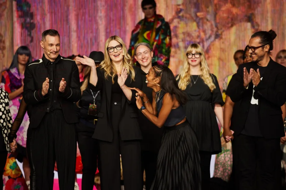 "Human X" Headlines Aveda Congress 2021