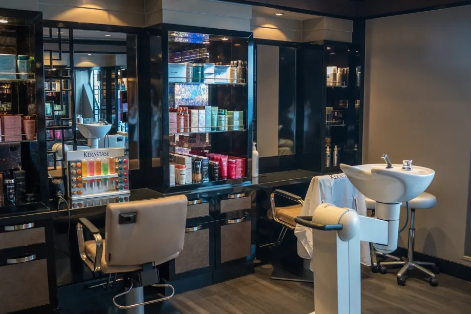  Salons, Barbershops and Personal Care Services in LA County Can Increase Capacity to 75%