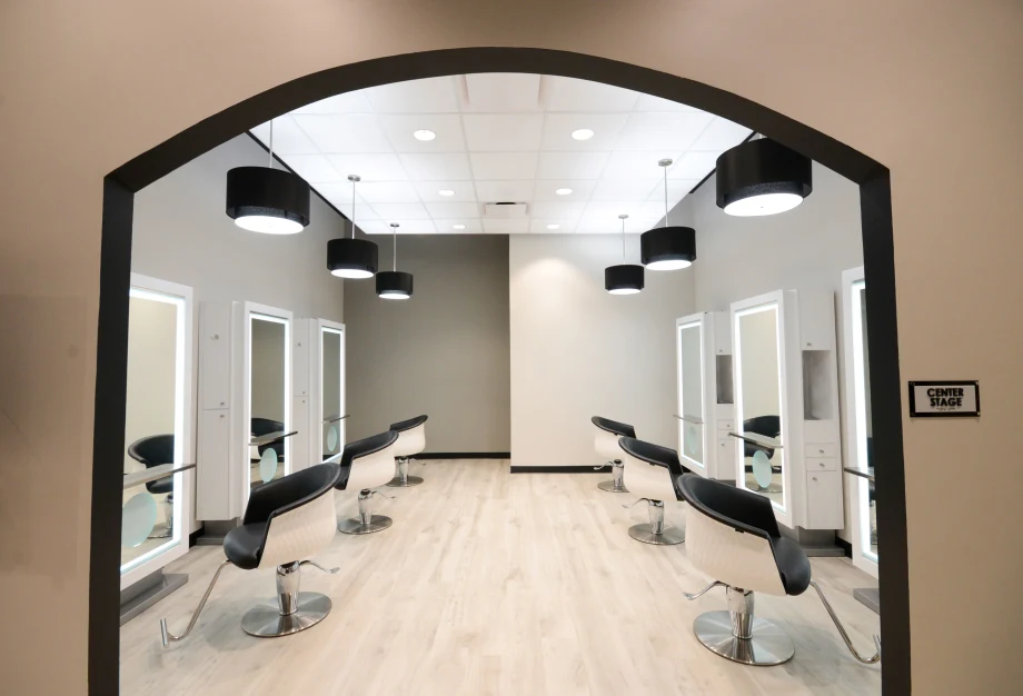 A Spectradramatic and Enchanted Beauty Experience