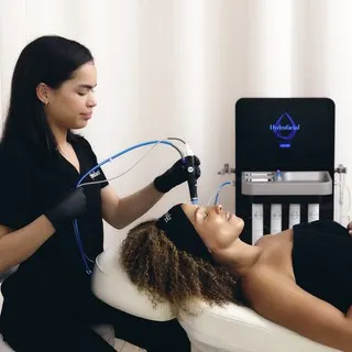 Hydrafacial Announces Glow Getter Scholarship Program in Support of Estheticians