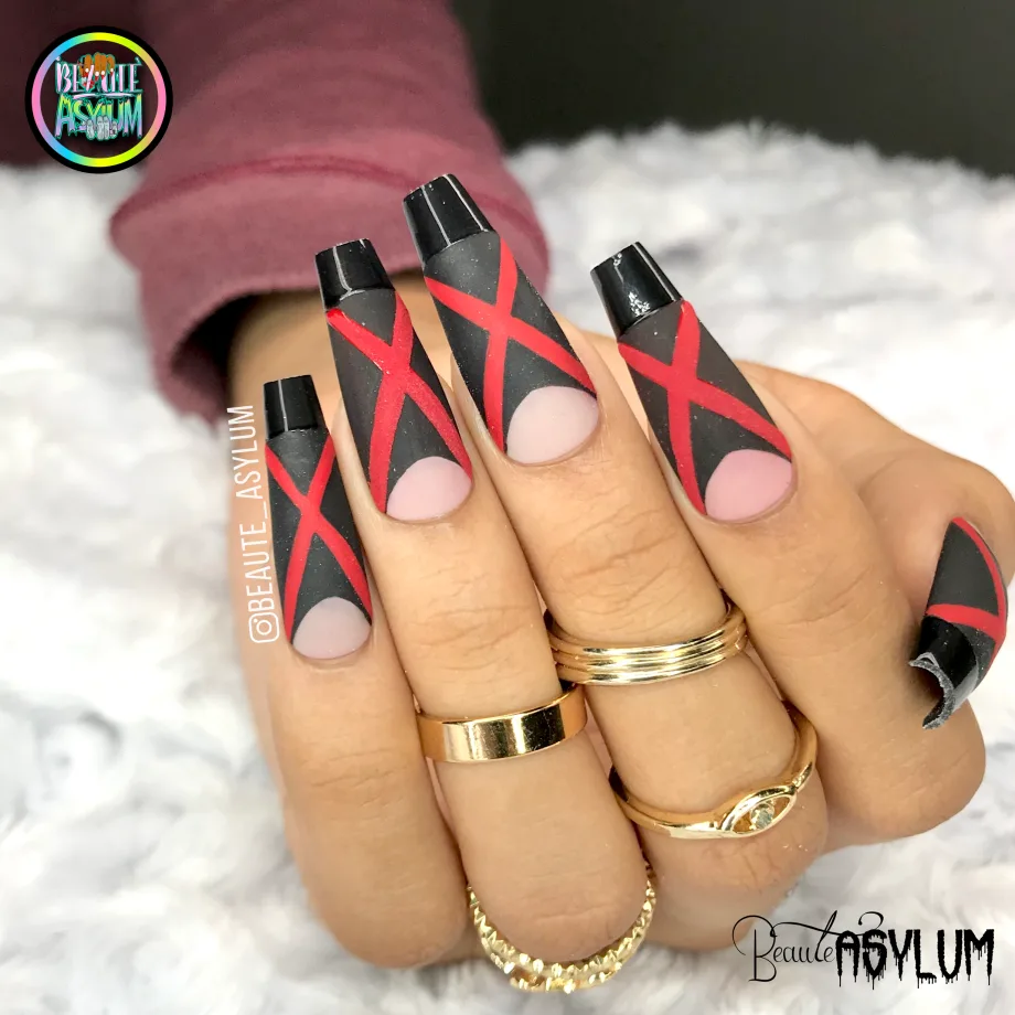 Look 32: XOXO