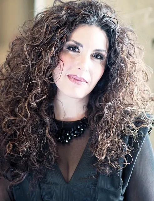 Marlo Steenman Launches Curls Gone Wild! A Transformative Class for Curl Mastery and Business Growth