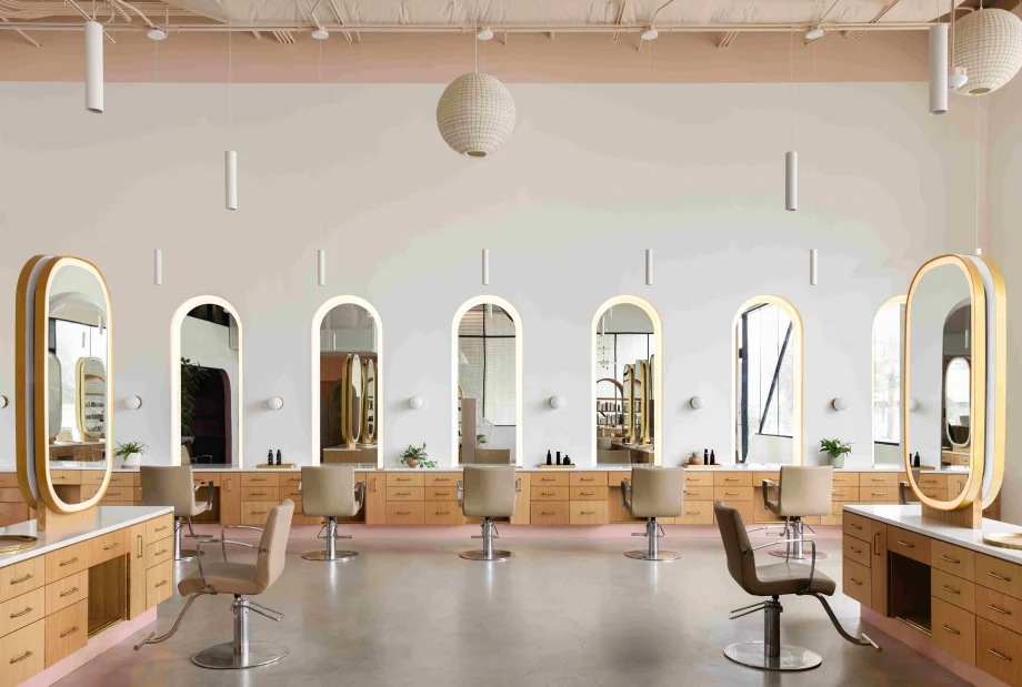 Mirror Mirror's Innovative and Fresh Salon Design
