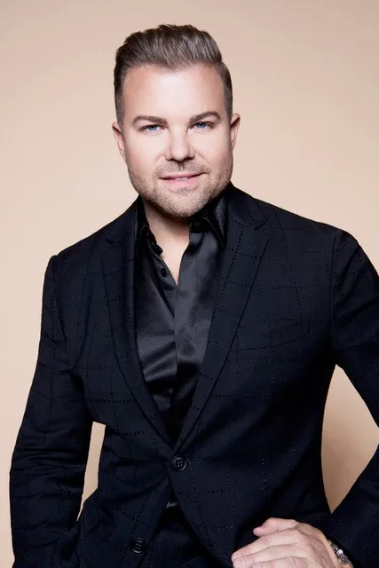 Hairdresser-Designed Nick Stenson Beauty Answers Stylist and Consumer Needs