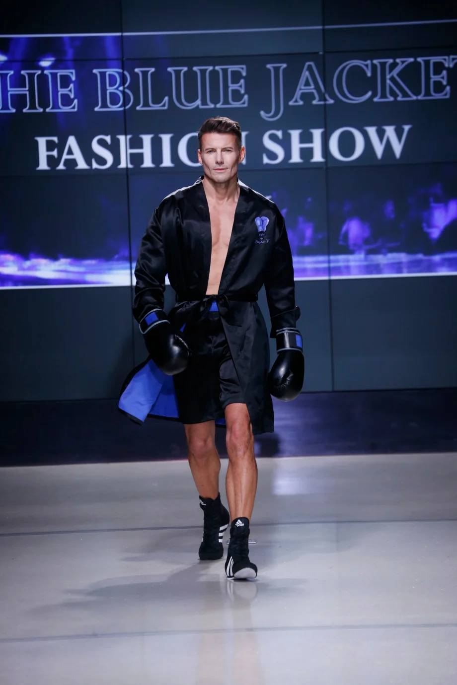 Celebrity Stylist Jorge Luis Styles for Blue Jacket Charity Fashion Show
