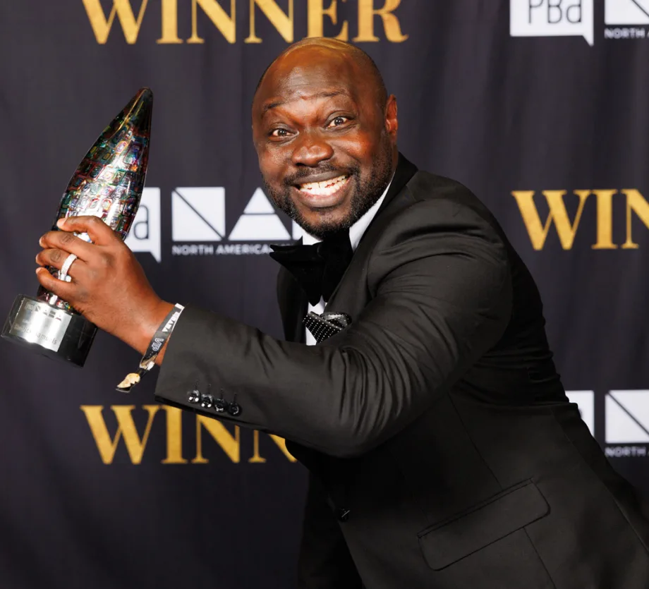 Rodrick Samuels Wins 2023 NAHA Educator of the Year