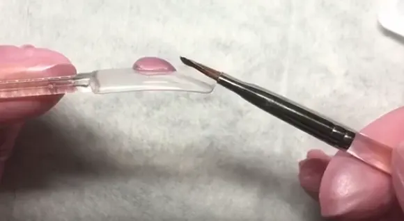 Brush Up On Hard Gel Basics